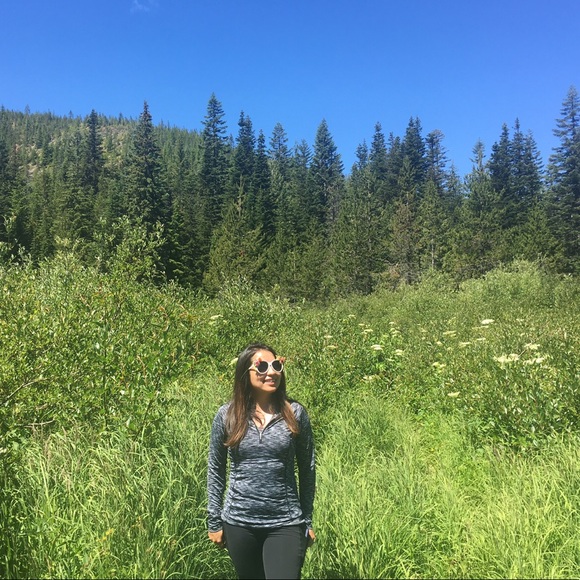 Meet your Posher, Yazmin - Picture 2 of 2